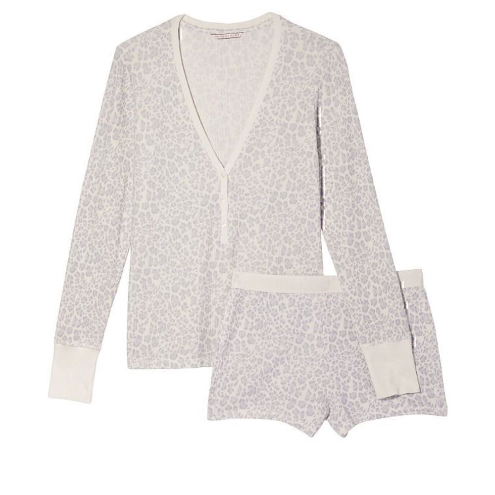 Victoria’s Secret Thermal Short PJ Set - Picture 5 of 6